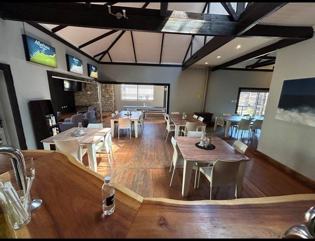 519.50M² BUSINESS FOR SALE IN JEFFREYS BAY CENTRAL